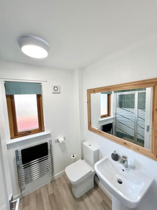 Cosy At Camden, Entire Bungalow Evanton Екстер'єр фото